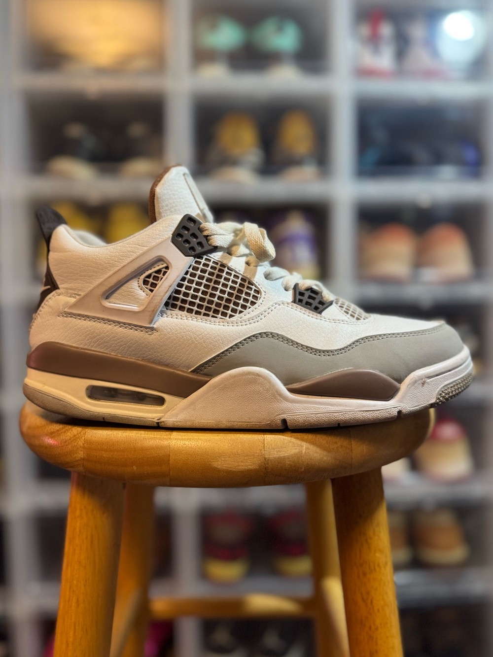 Air Jordan 4 Retro ‘Mocha’